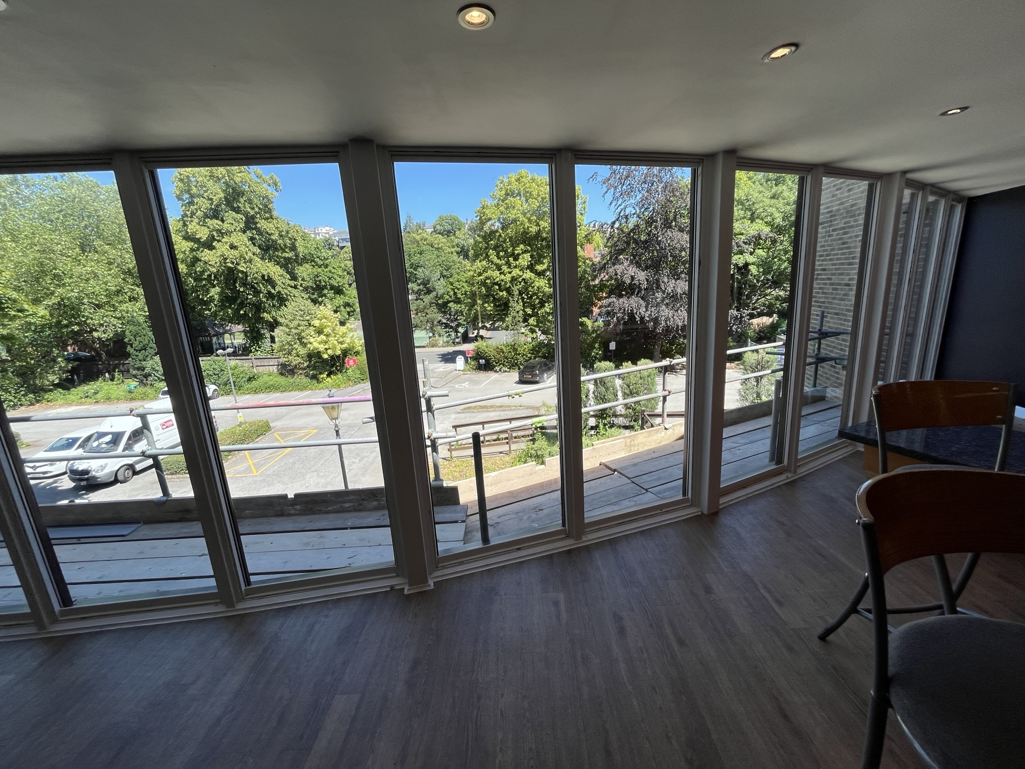 Replacing 15 glass windows in Nottinghams Park Estate