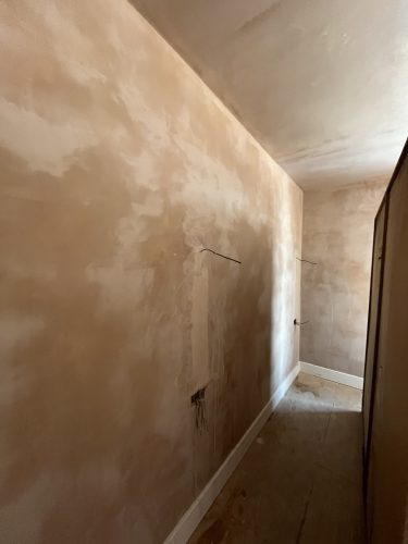 Renovating History: Managing Plastering Challenges During a Heatwave